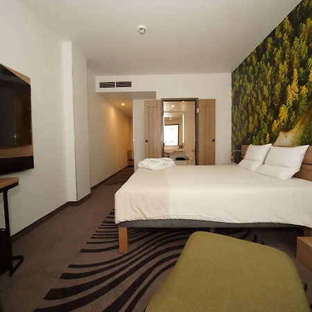 Novotel Centre
