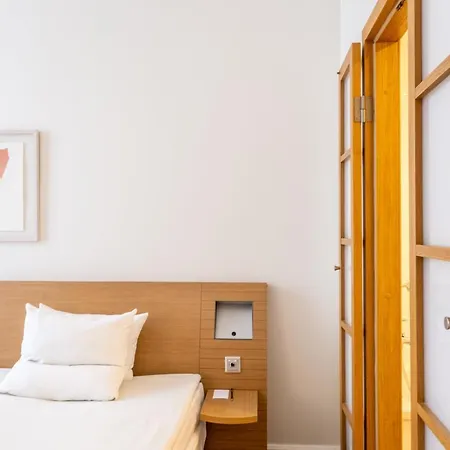 Hotel Novotel Centre 4*