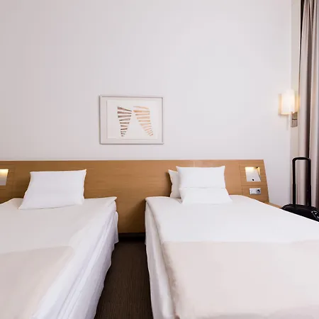 Hotel Novotel Centre 4*