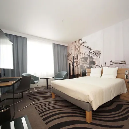 Novotel Centre 4* Vilnius