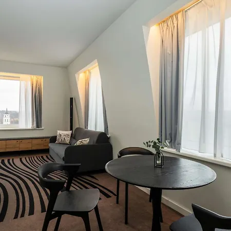 Novotel Centre Hotel 4*