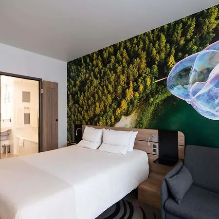 Hotel Novotel Centre 4*