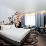 Novotel Centre