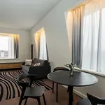 Novotel Centre Hotel 4*